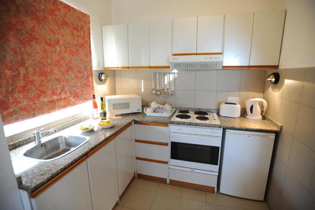 Aparthotel Club Salina Wharf Qawra Zimmer foto