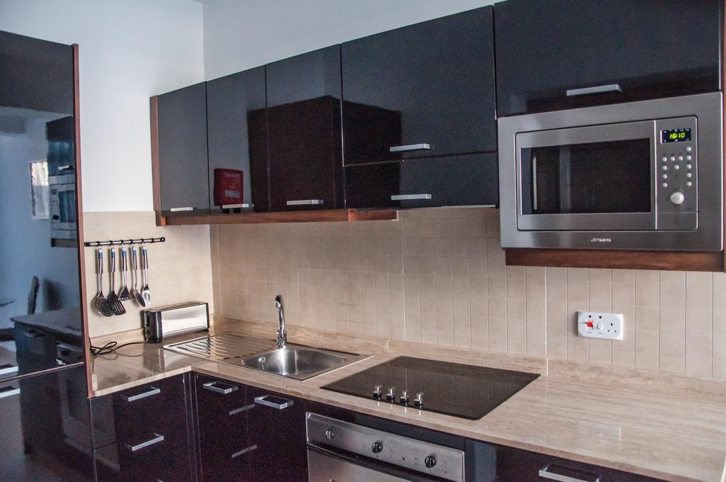 Aparthotel Club Salina Wharf Qawra Zimmer foto