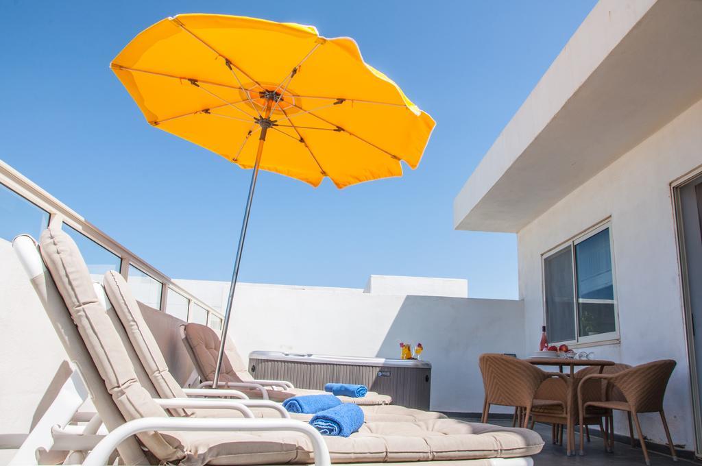 Aparthotel Club Salina Wharf Qawra Zimmer foto